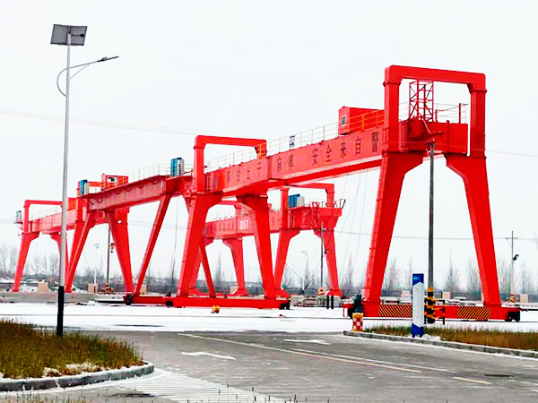 通用吊鉤門(mén)式起重機(jī)